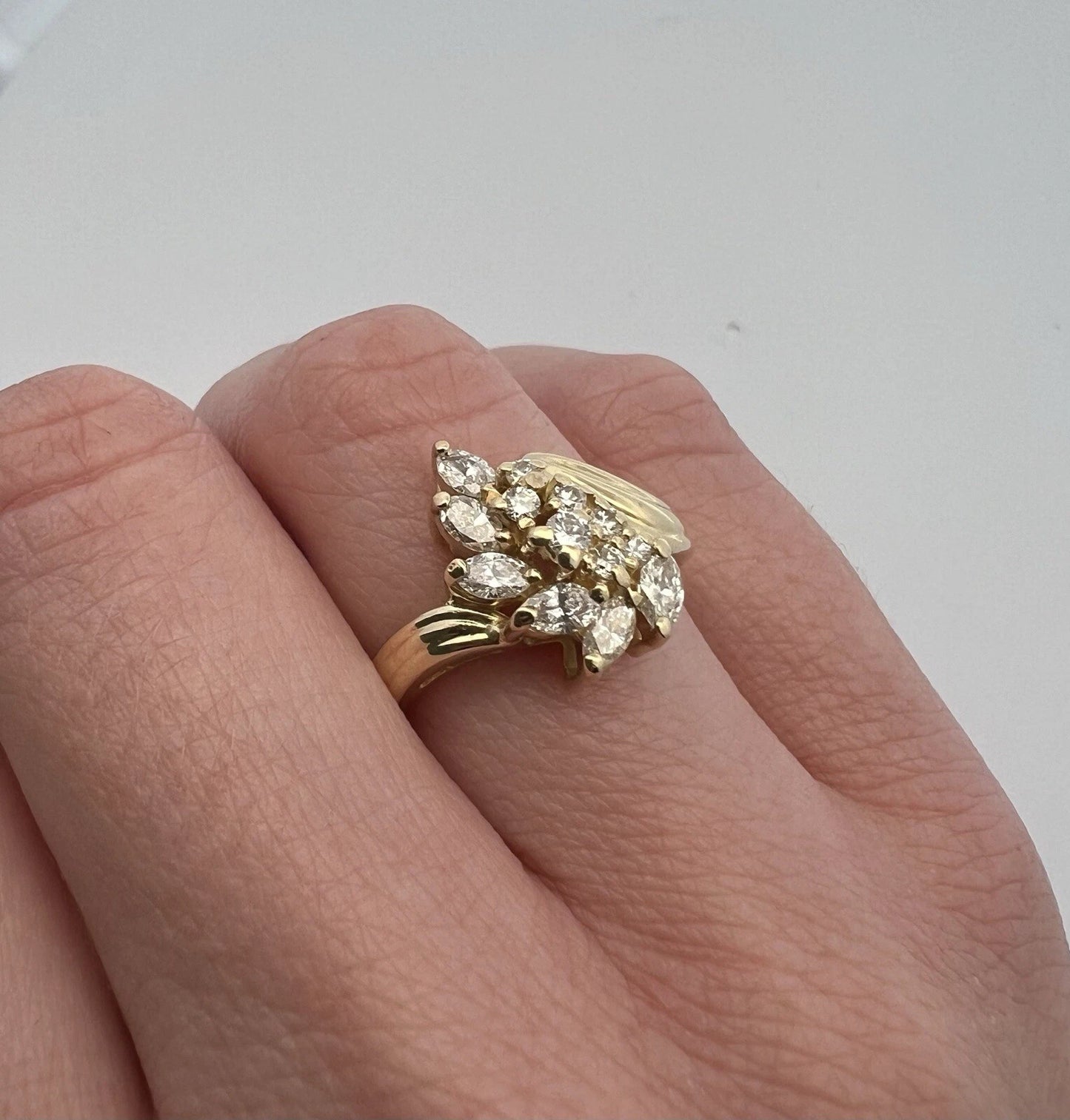 18Ct Yellow Gold 0.55 Carat TW Diamond Dress Ring