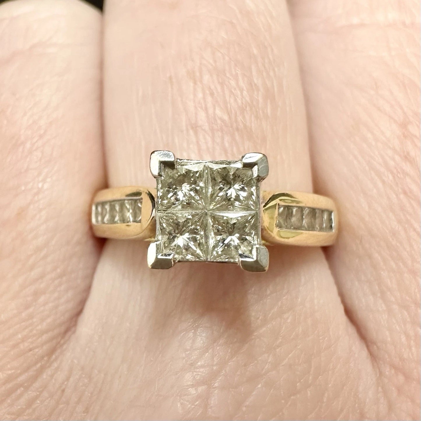 18Ct Yellow & White Gold 1 Carat TW Princess Cut Diamond Ring Sz O