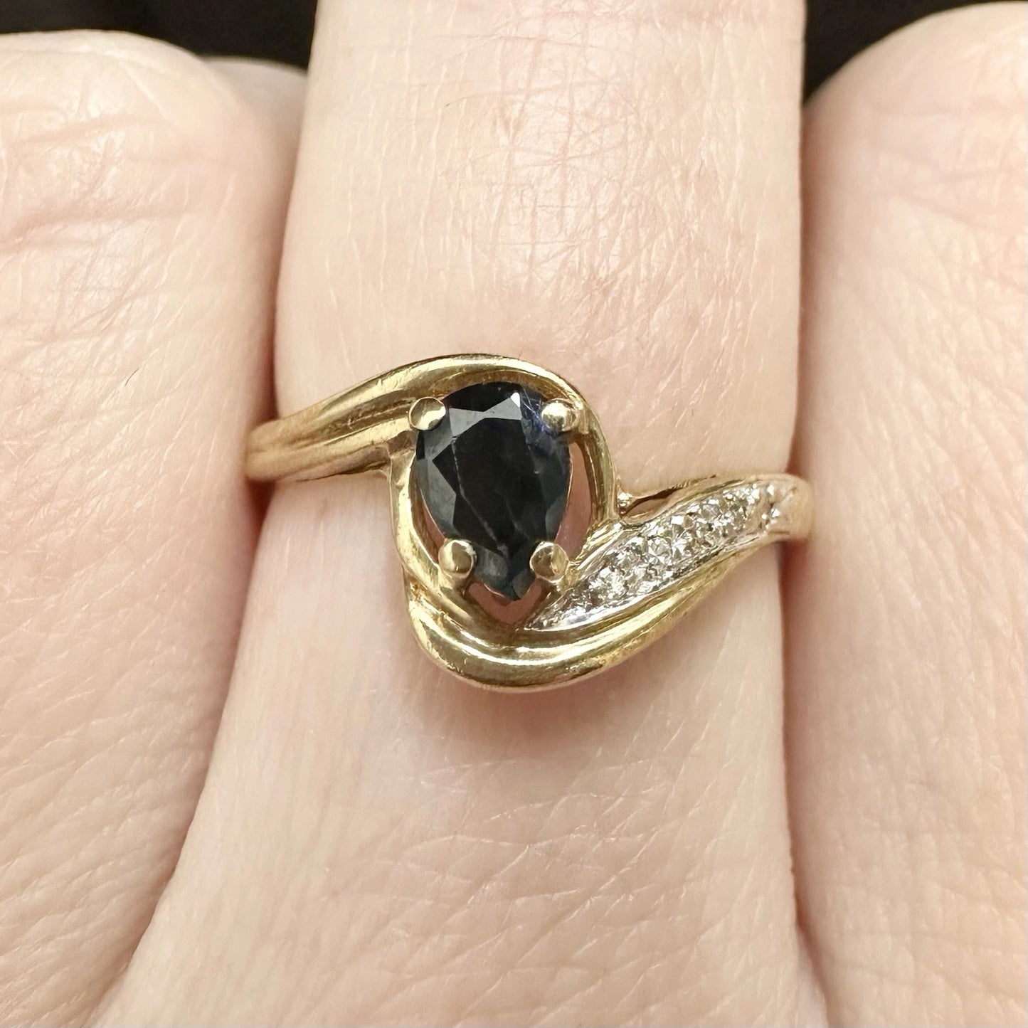 9Ct Yellow Gold Sapphire & Diamond Accent Ring Sz N