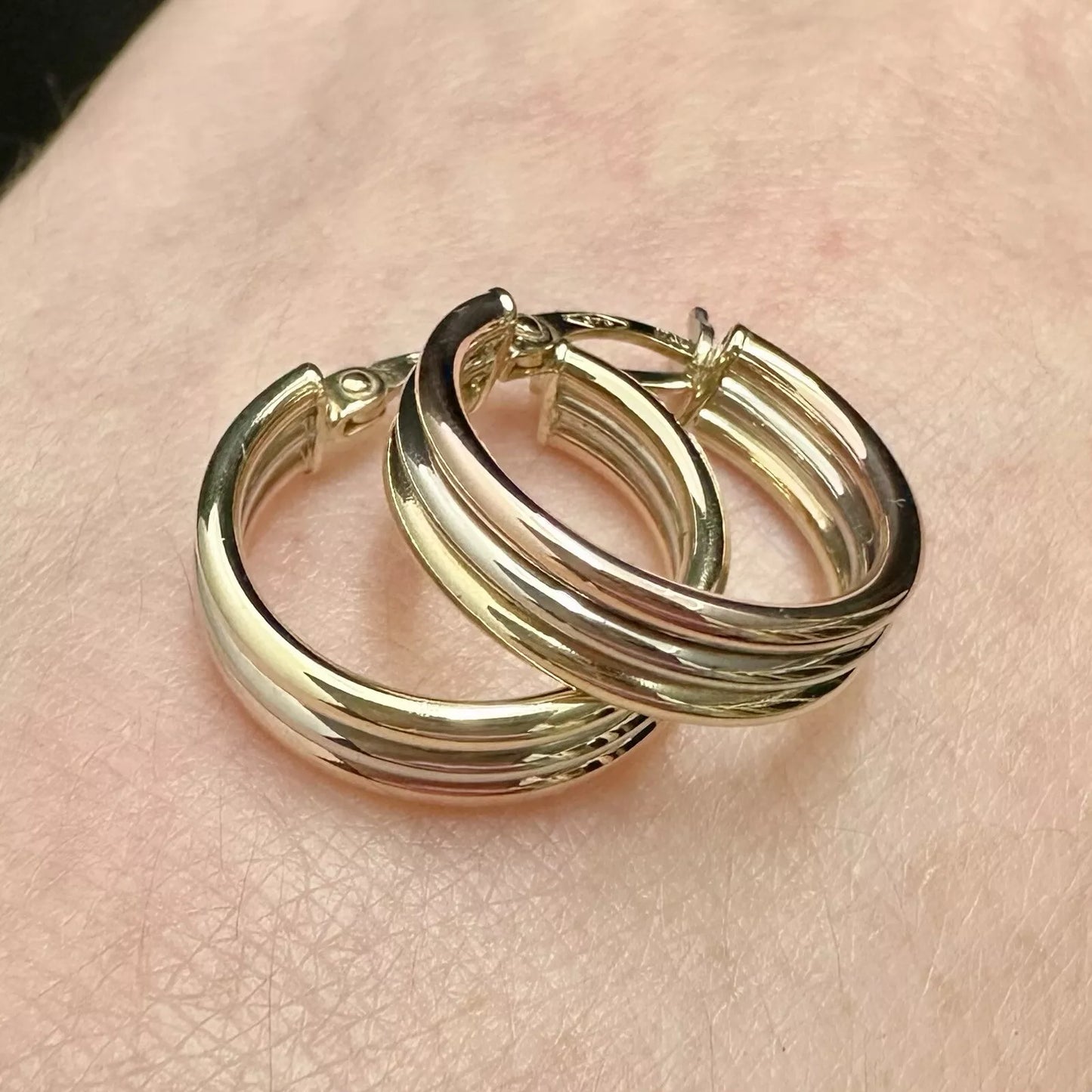 9Ct Multi-Toned 14mm x 4.6mm Hoop Earrings