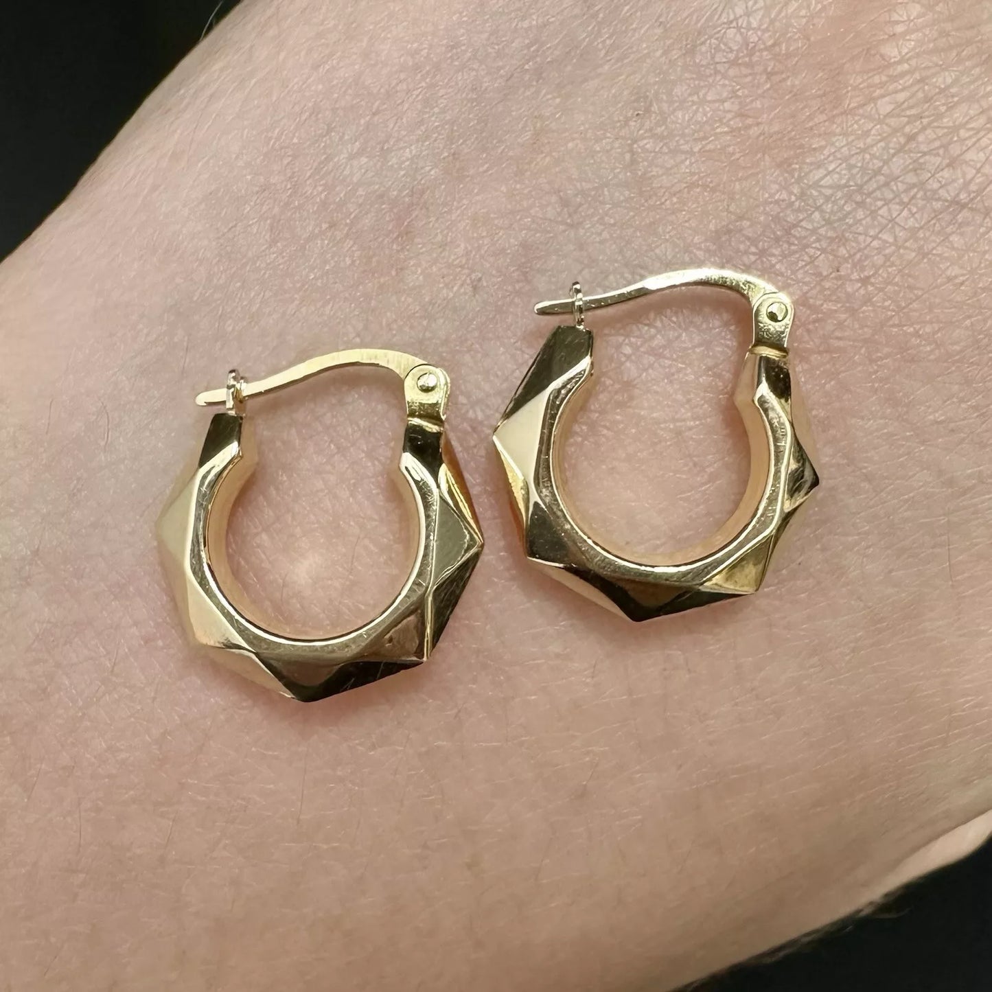 9Ct Yellow Gold 9mm x 3.45mm Geometric Hoop Earrings