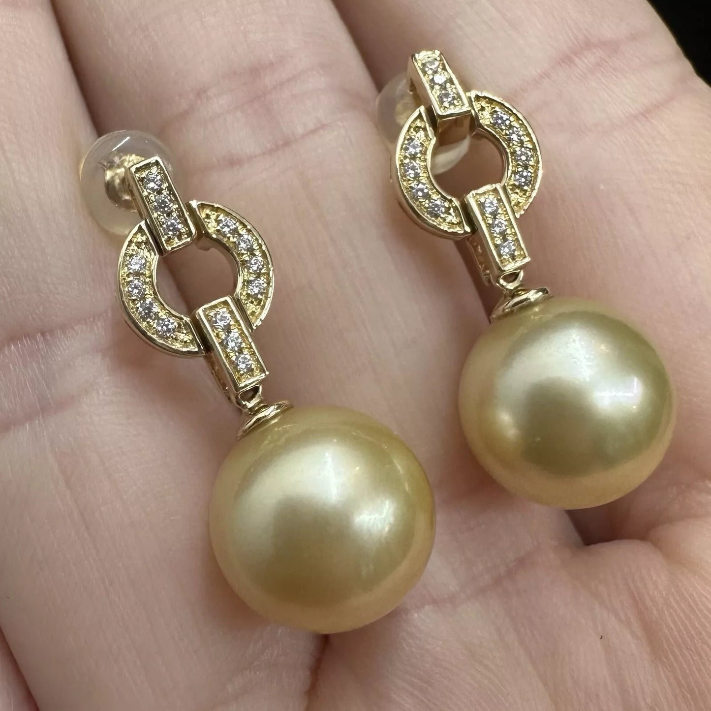 14Ct Yellow Gold South Sea Pearl Drop Stud Earrings