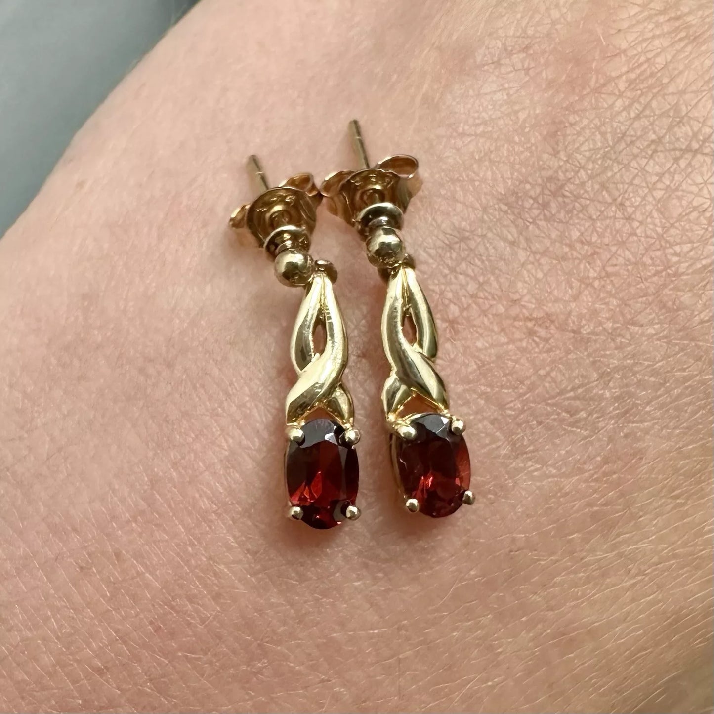 9Ct Yellow Gold Garnet Drop Earrings
