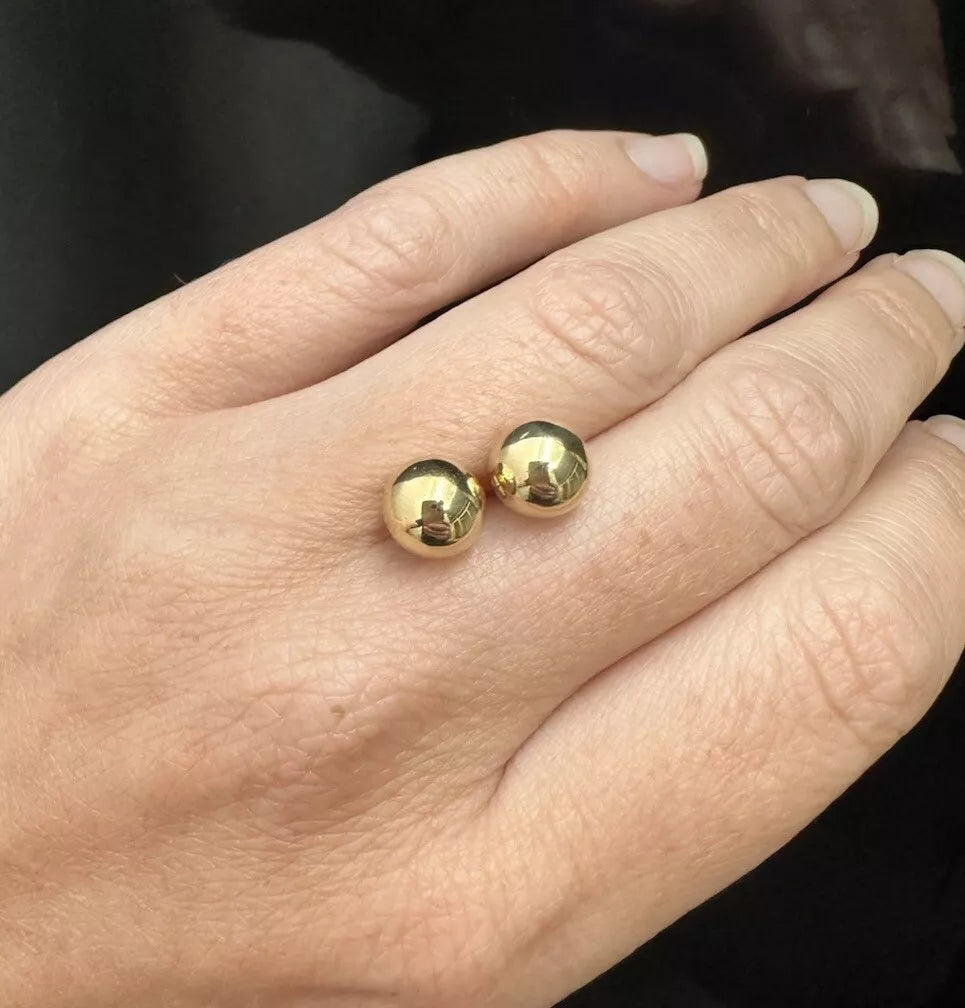 9Ct Yellow Gold 8mm Dome Stud Earrings