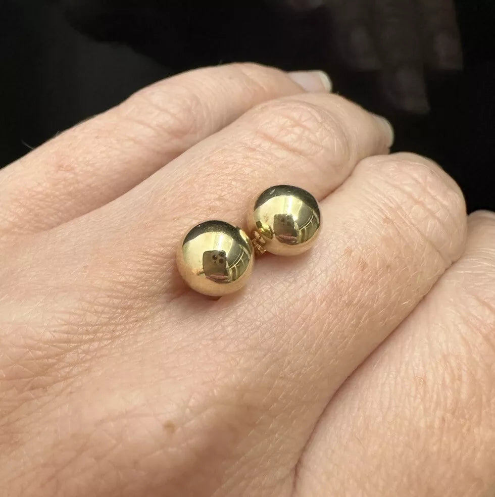 9Ct Yellow Gold 8mm Dome Stud Earrings