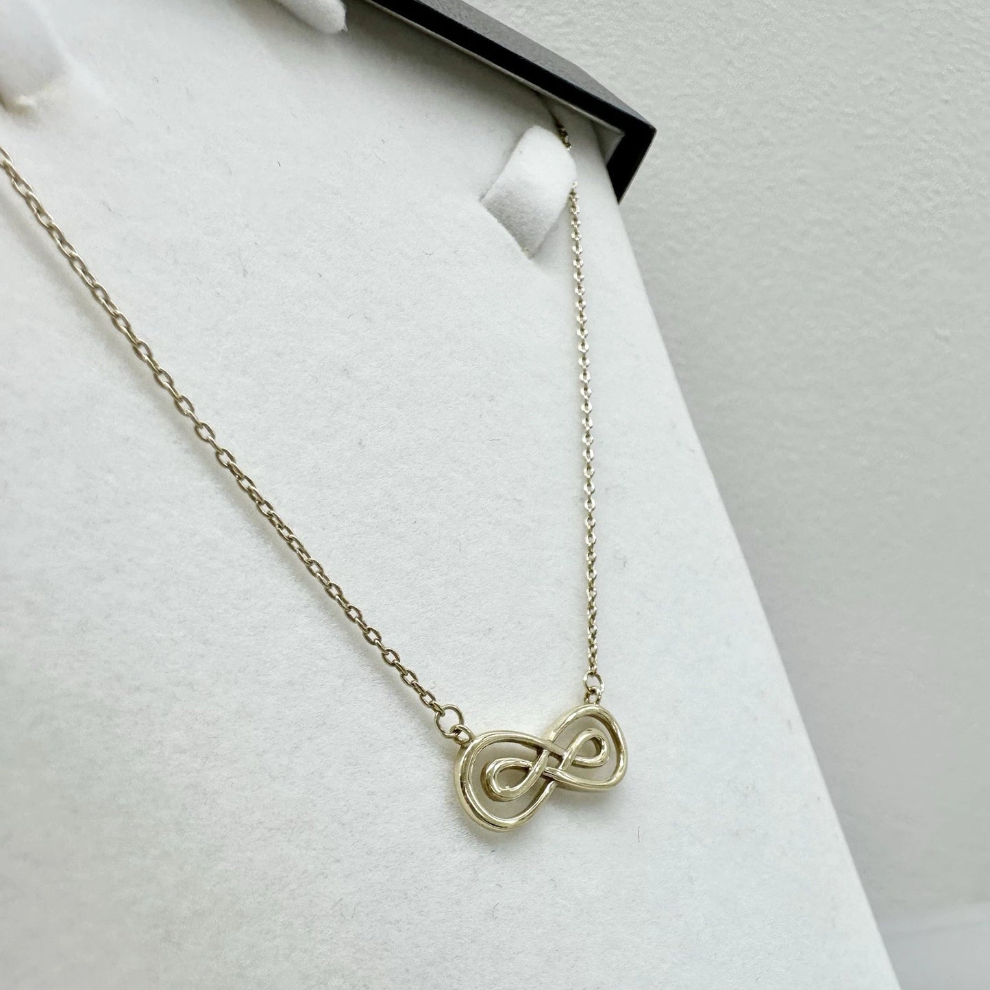 9Ct Yellow Gold Infinity 44cm Trace Necklace