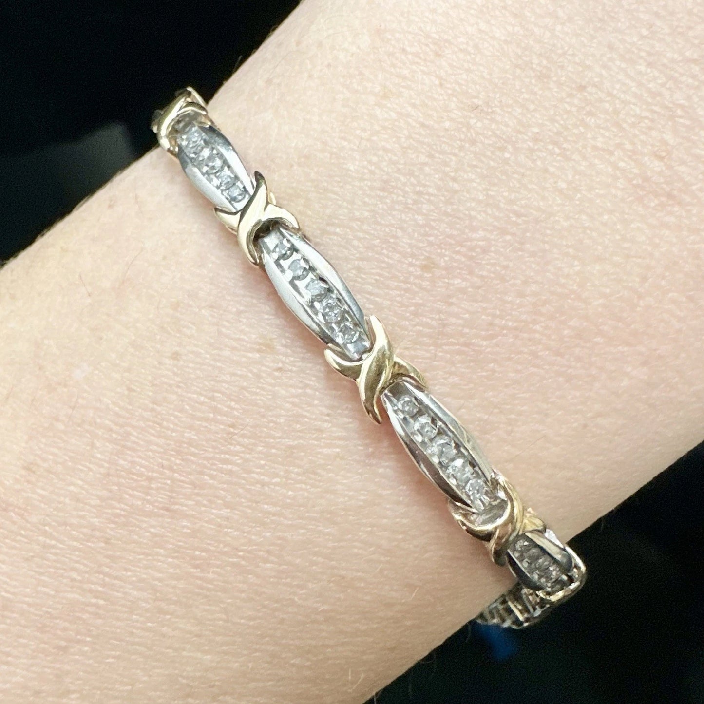 10Ct Two-Tone 1Ct TW Diamond 18cm Bar X Link Tennis Bracelet