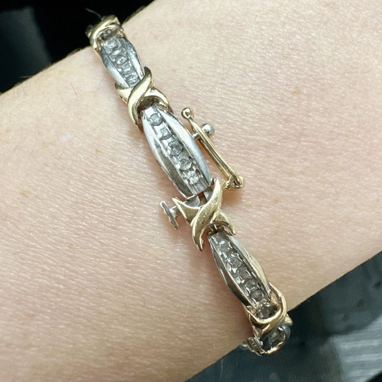 10Ct Two-Tone 1Ct TW Diamond 18cm Bar X Link Tennis Bracelet