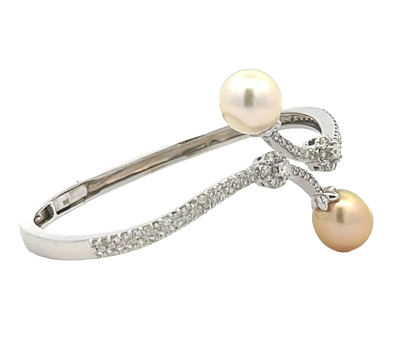 18Ct White Gold South Seas Pearl & 1.36 Carat TW Diamond Accent Hinged Bangle