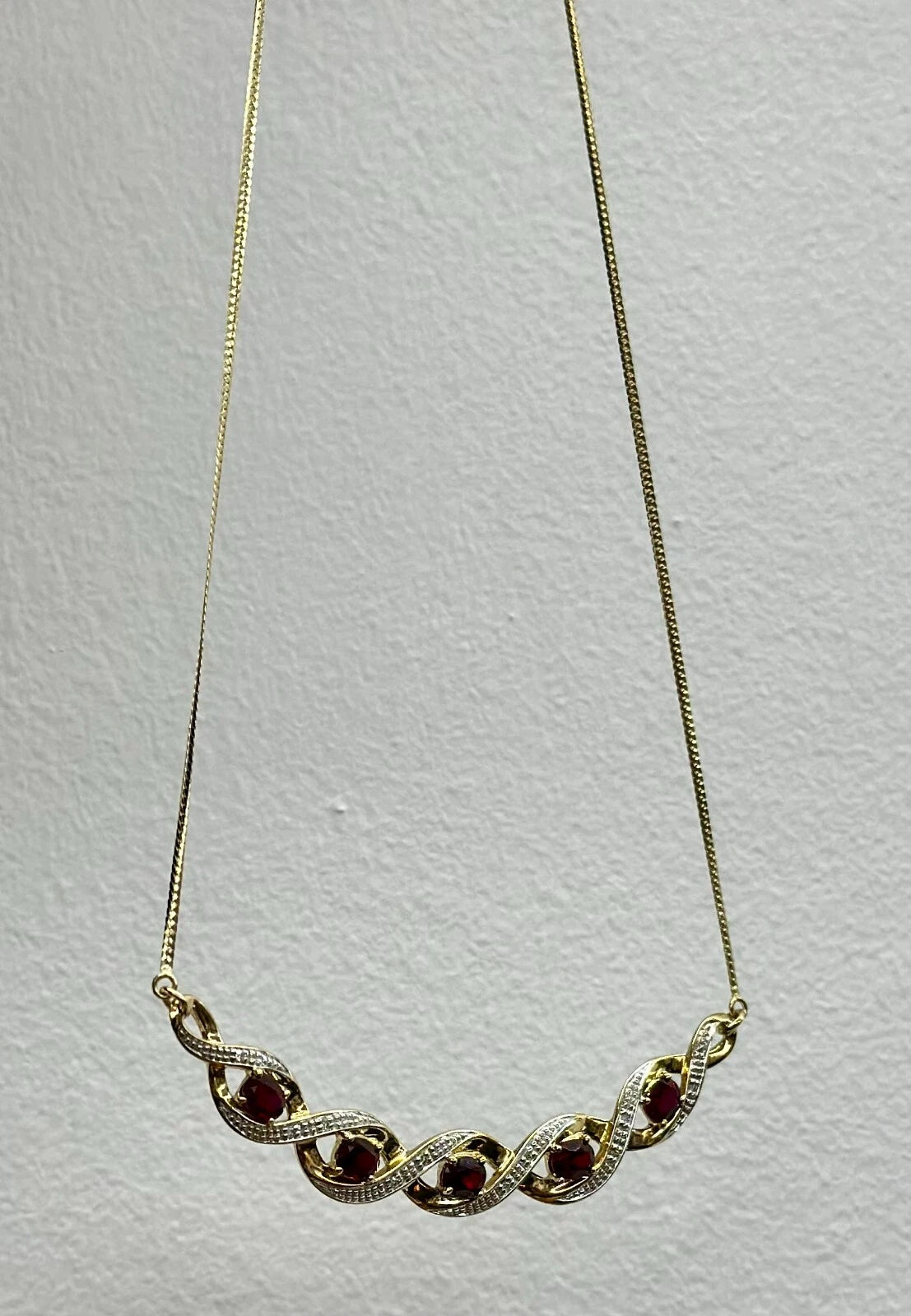 9Ct Yellow Gold Created Ruby & Diamond Accent 45cm Ribbon Twist Necklace