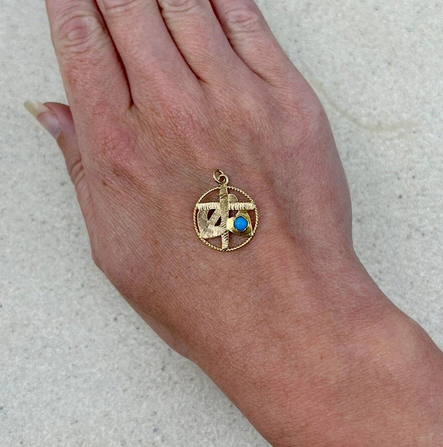 9Ct Yellow Gold Vintage Turquoise 'Faith, Hope & Charity' Pendant