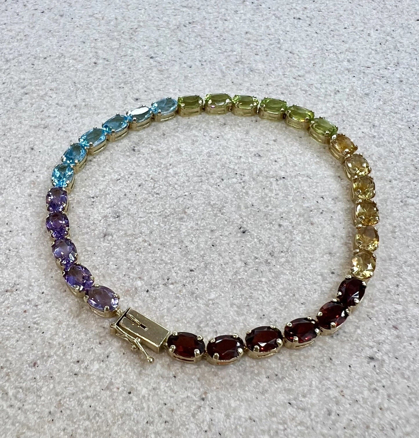 14Ct Yellow Gold 19cm Multi-Gemstone Oval Cut Claw Bracelet