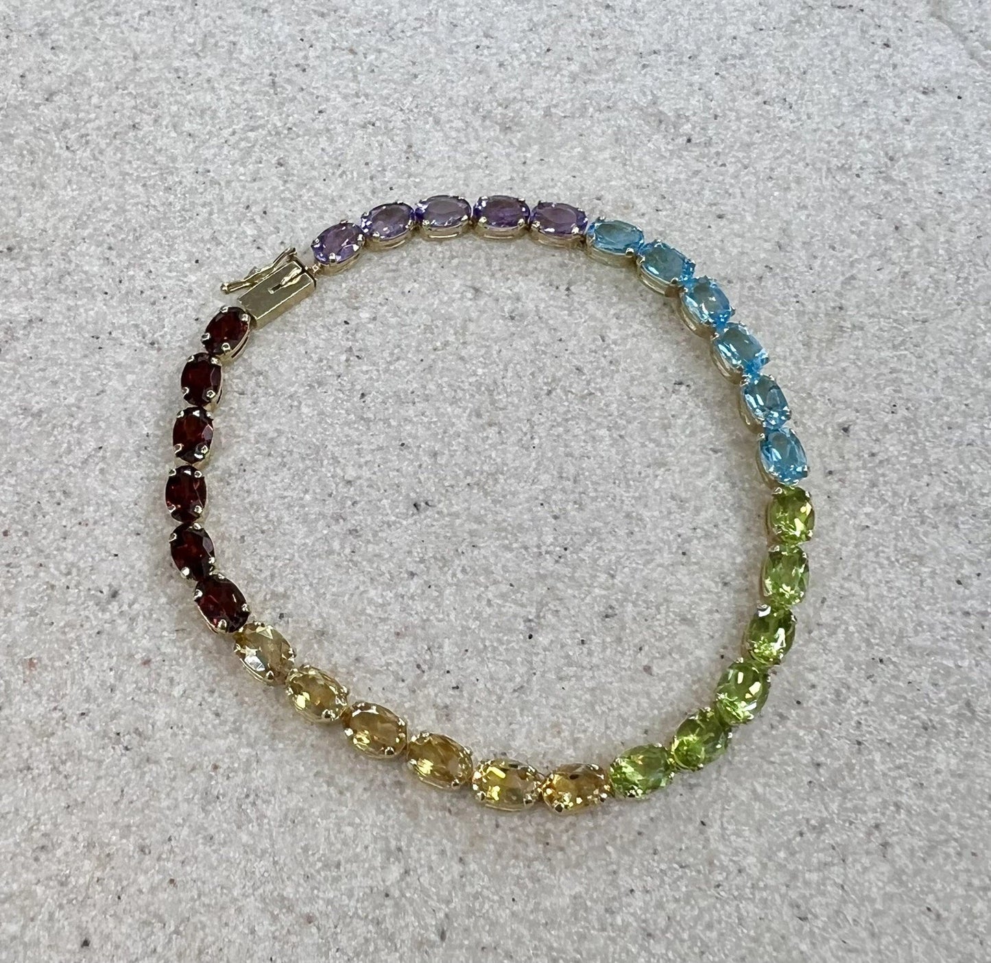 14Ct Yellow Gold 19cm Multi-Gemstone Oval Cut Claw Bracelet