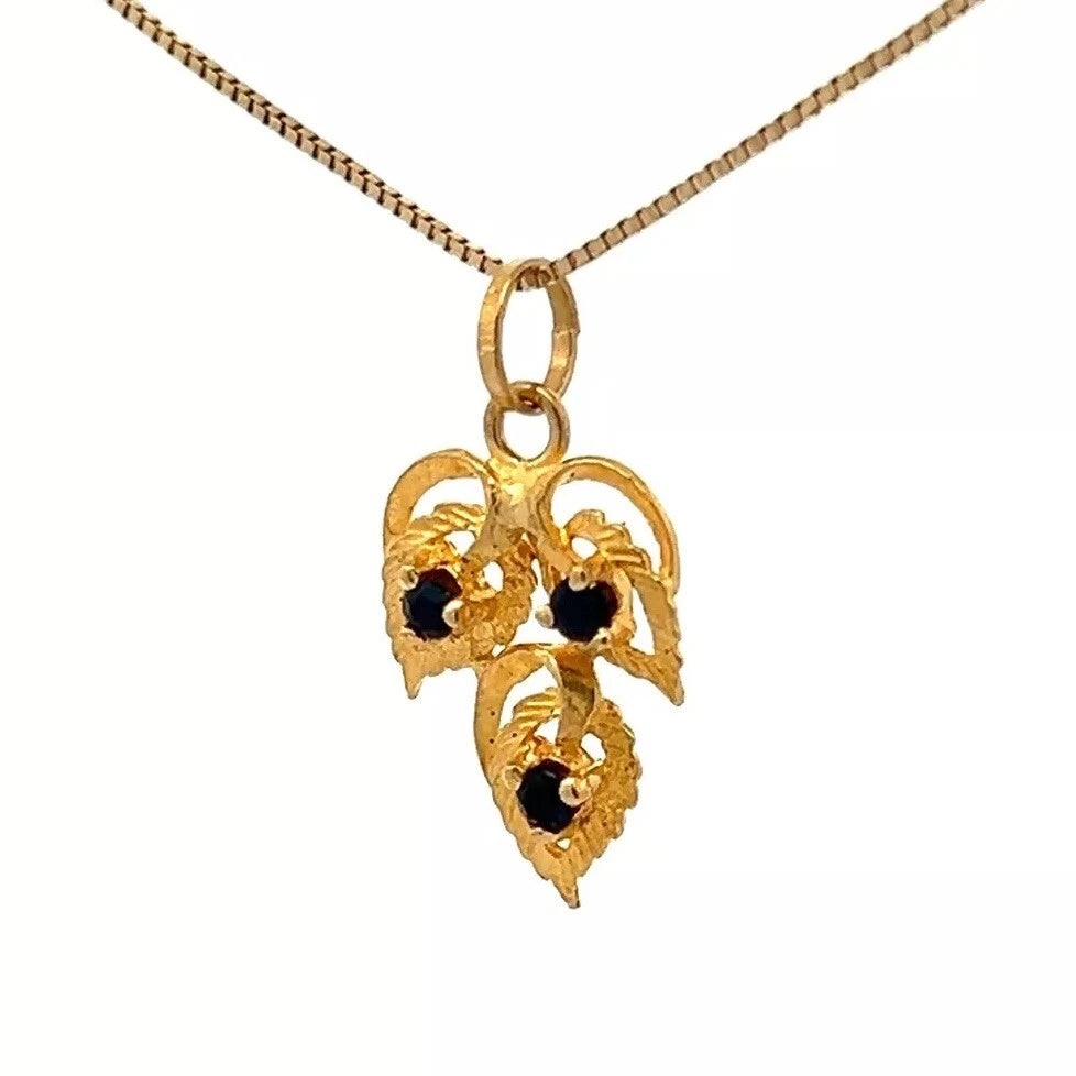 18Ct Yellow Gold Vintage Sapphire Set Floral Branch Charm Pendant