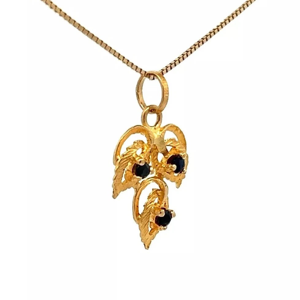 18Ct Yellow Gold Vintage Sapphire Set Floral Branch Charm Pendant