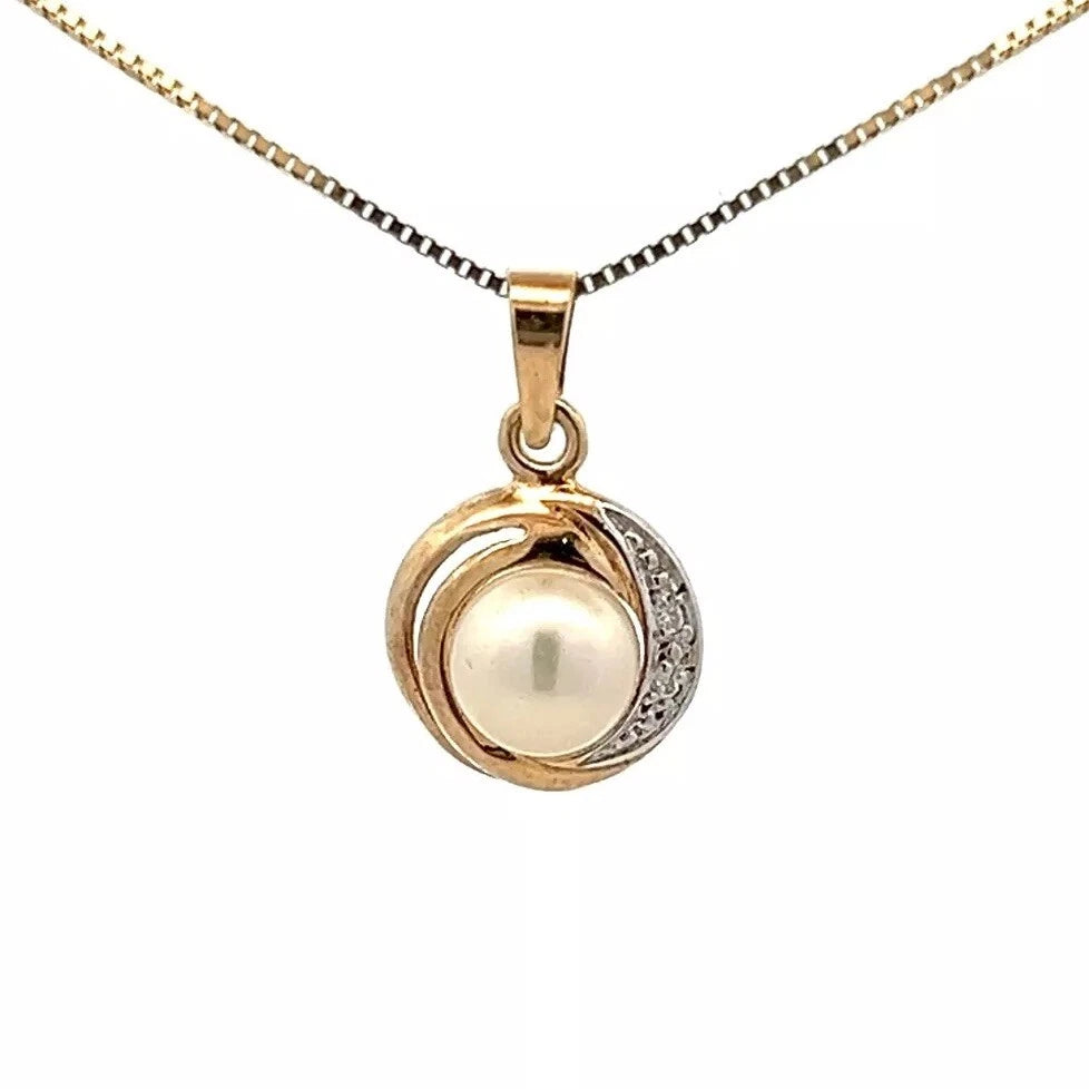 9Ct Yellow Gold Cultured Pearl & Diamond Accent Pendant