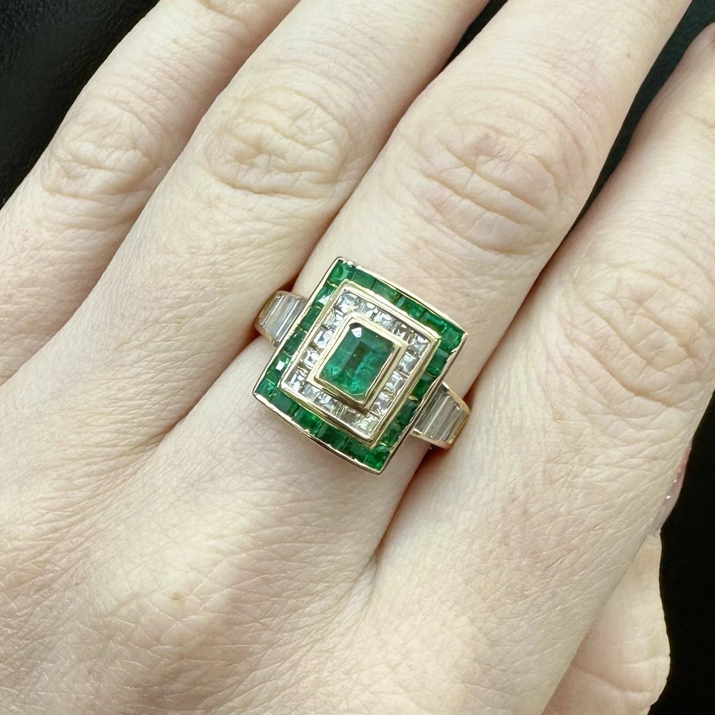 18Ct Yellow Gold 1.50Ct TW Emerald & .75Ct TW Diamond Ring Sz N VAL INCLUDED