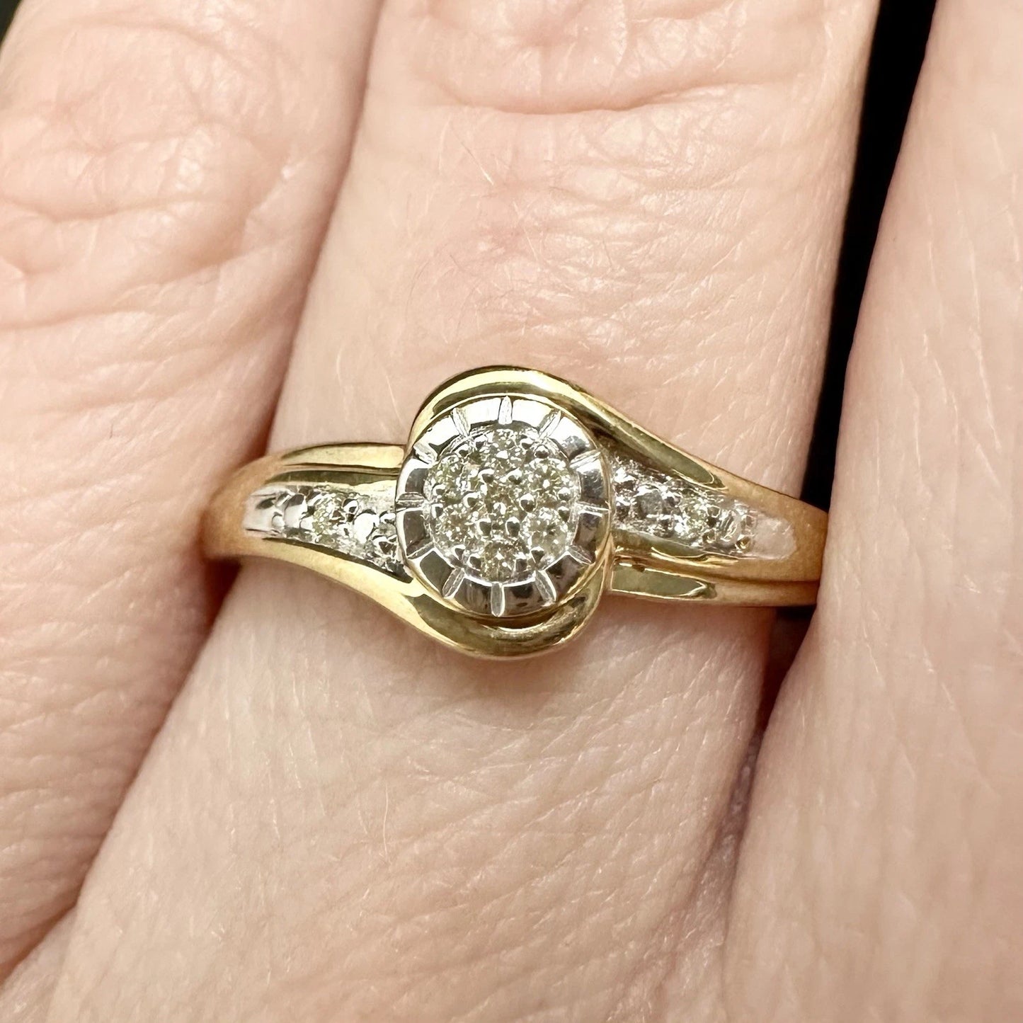 9Ct Yellow Gold Split Shank .02 TW Diamond Ring Sz O