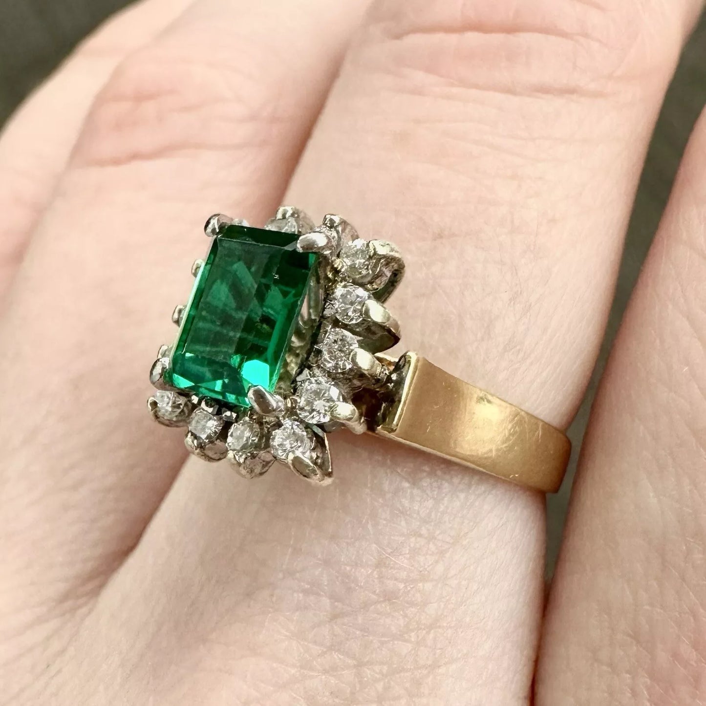 18Ct Two-Toned Gold .82 Carat Emerald & .19 Carat Diamond Dress Ring Sz M