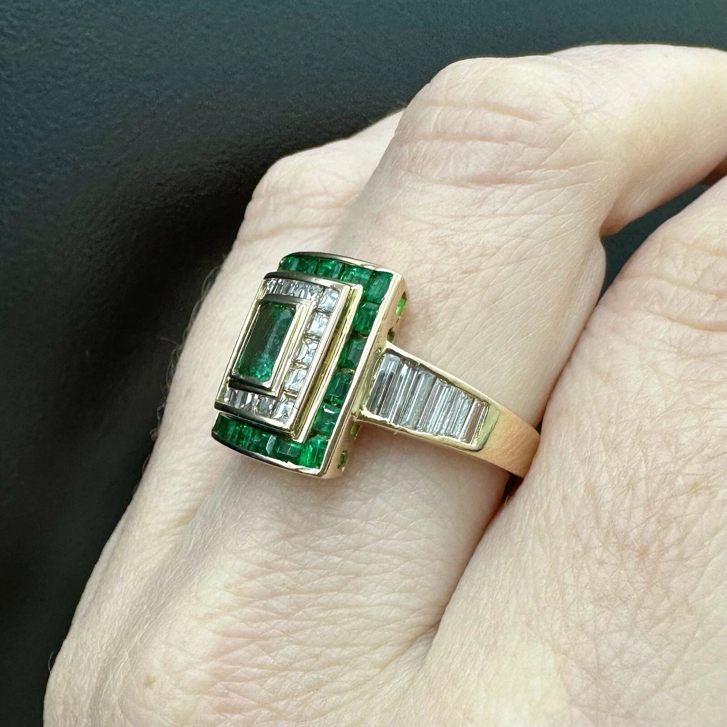 18Ct Yellow Gold 1.50Ct TW Emerald & .75Ct TW Diamond Ring Sz N VAL INCLUDED