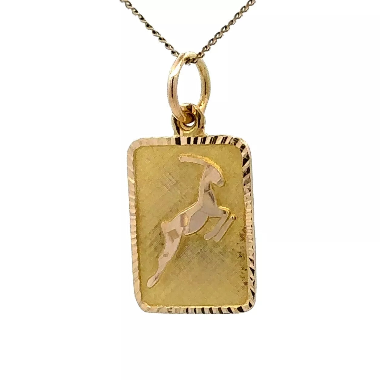 18Ct Yellow Gold Vintage Capricorn Zodiac Medallion Charm Pendant