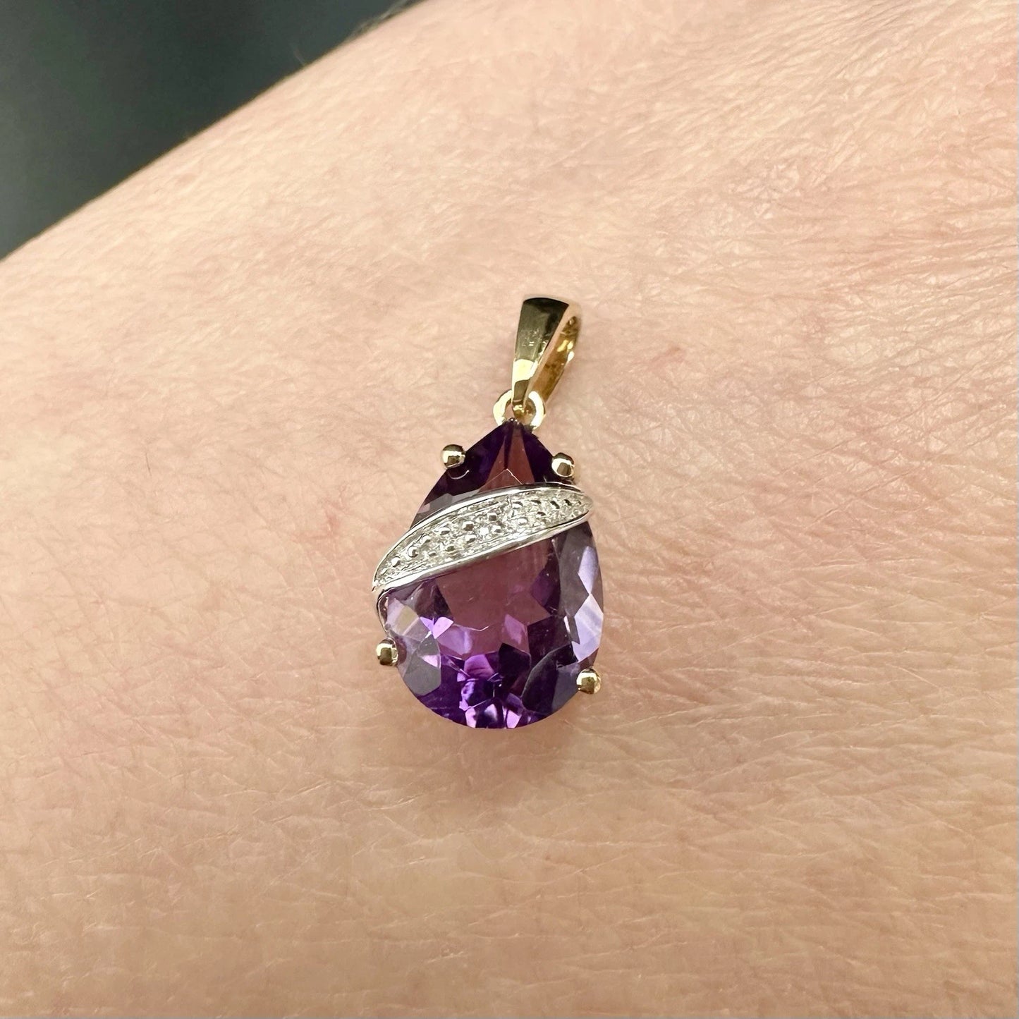 9Ct Yellow Gold Pear Shaped Amethyst & Diamond Accent Pendant
