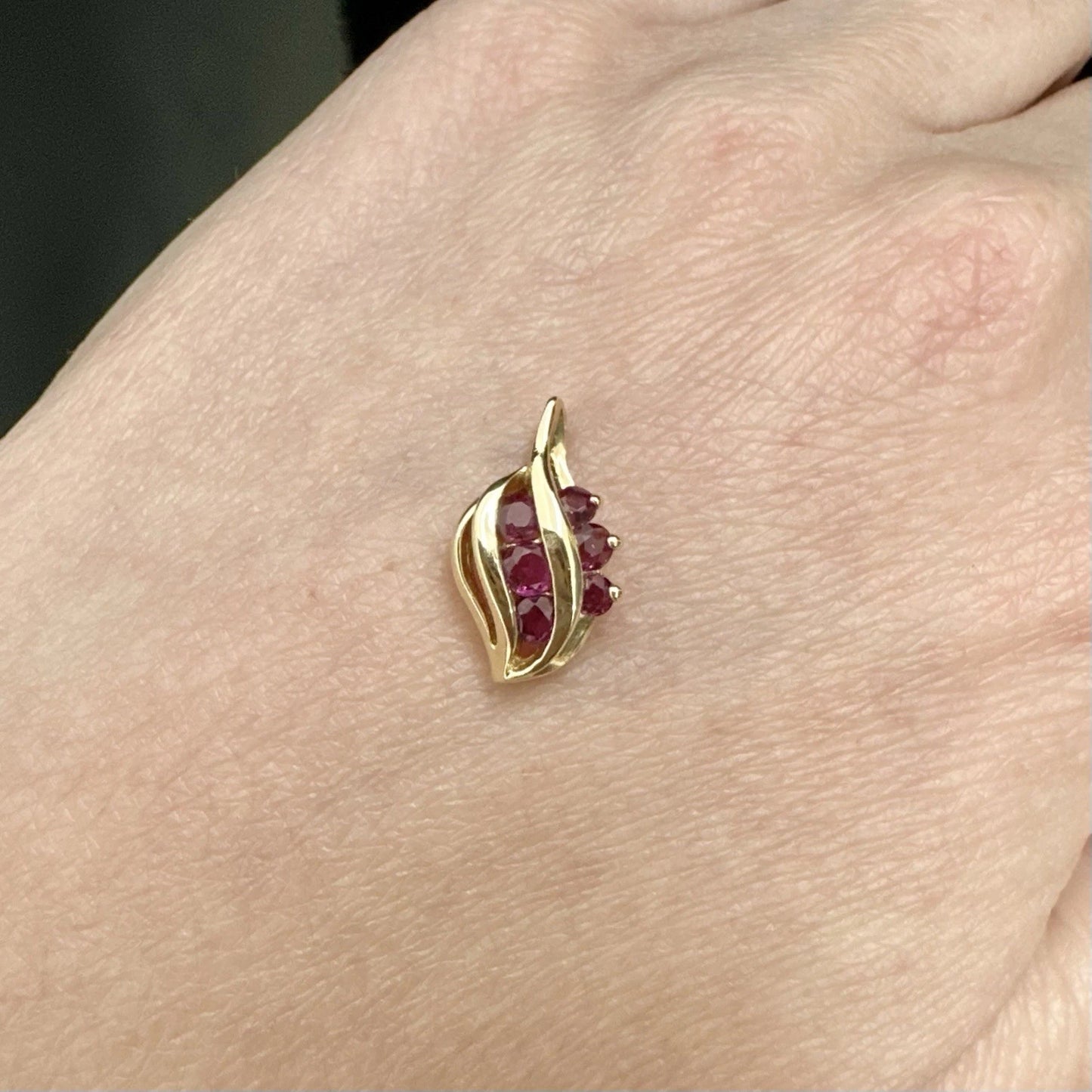 14Ct Yellow Gold Created Ruby Slider Pendant