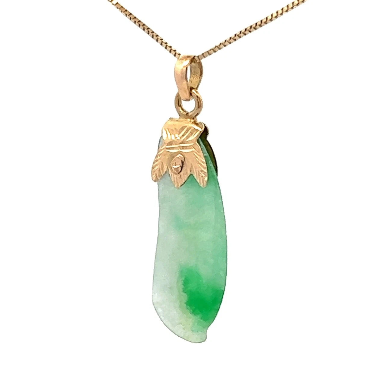 18Ct Yellow Gold Vintage Irregular Jade Pendant