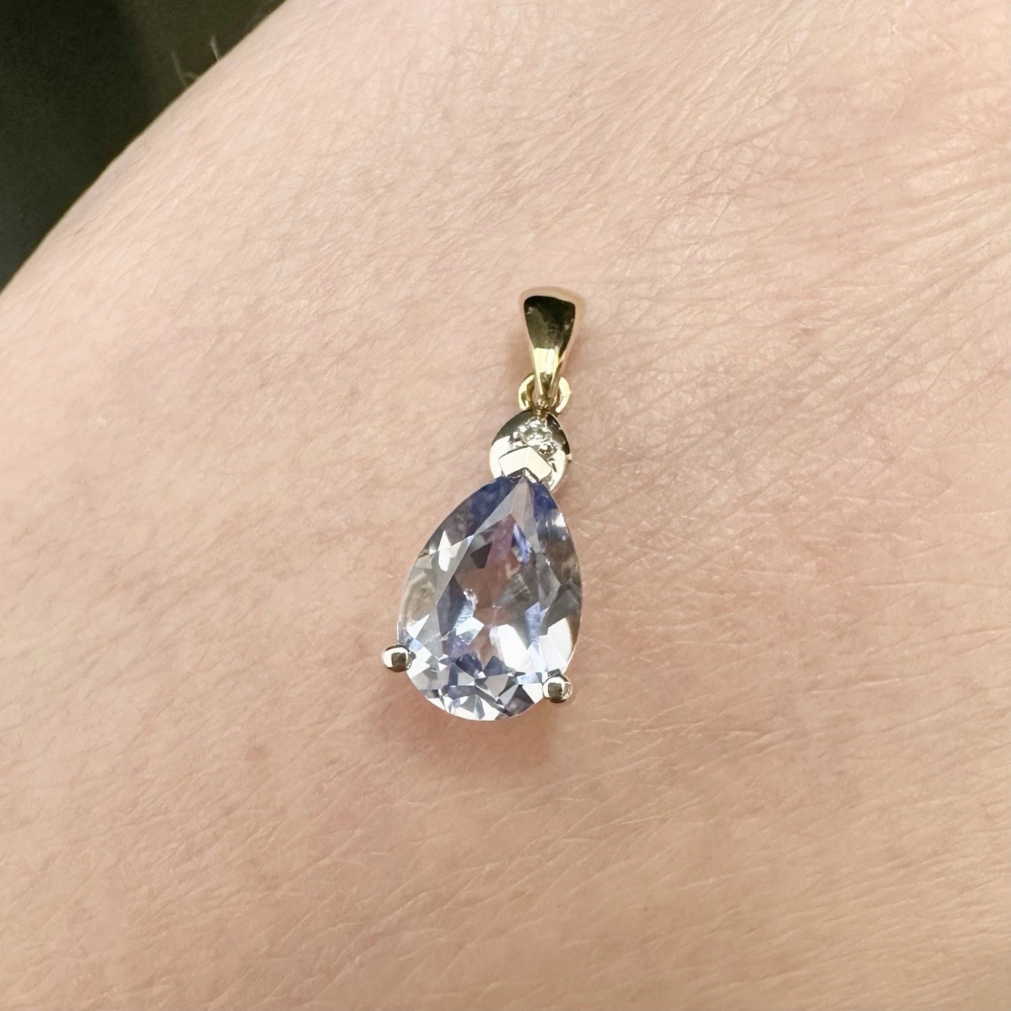 9Ct Yellow Gold Created Ceylon Sapphire & Diamond Pendant