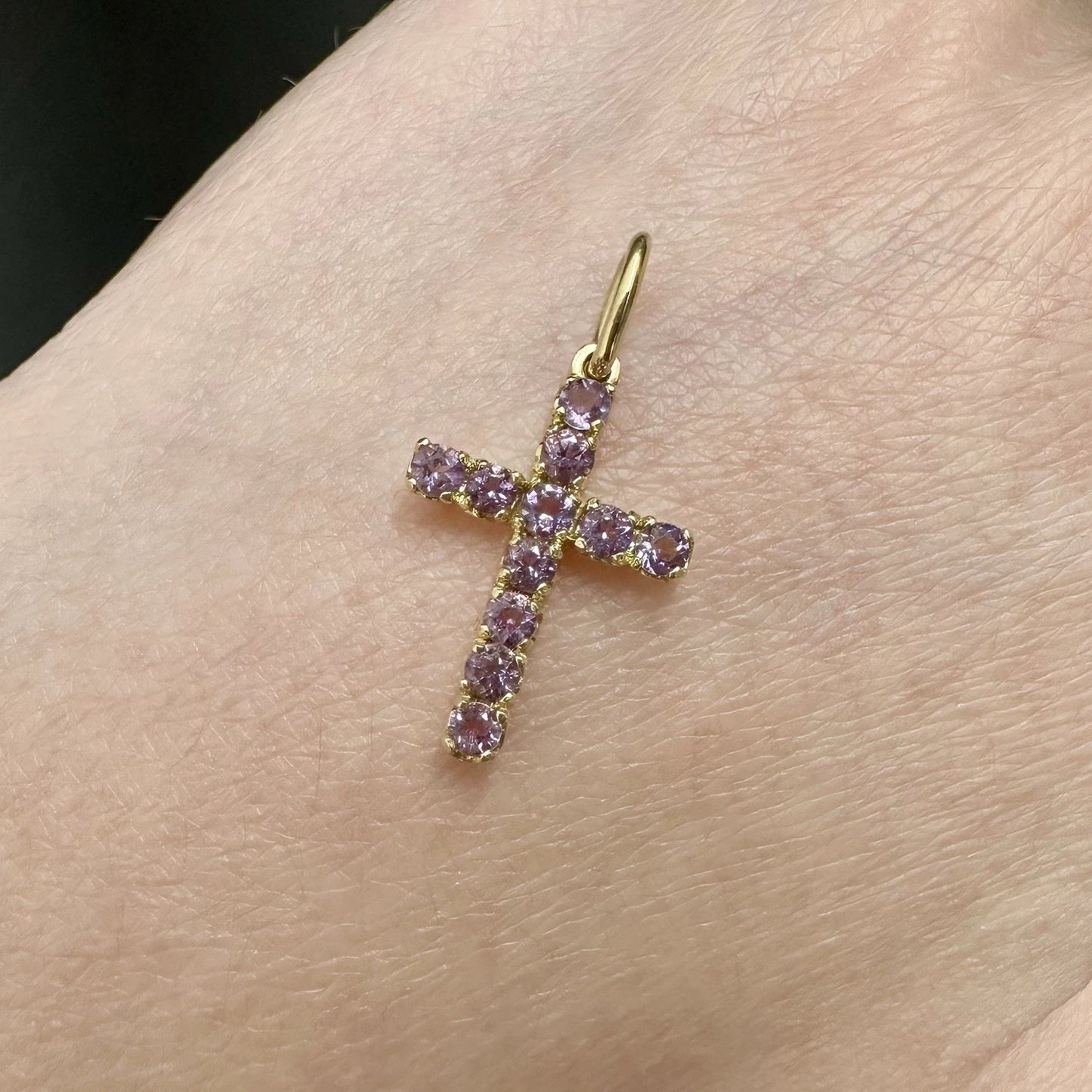 18Ct Yellow Gold Amethyst Cross Pendant