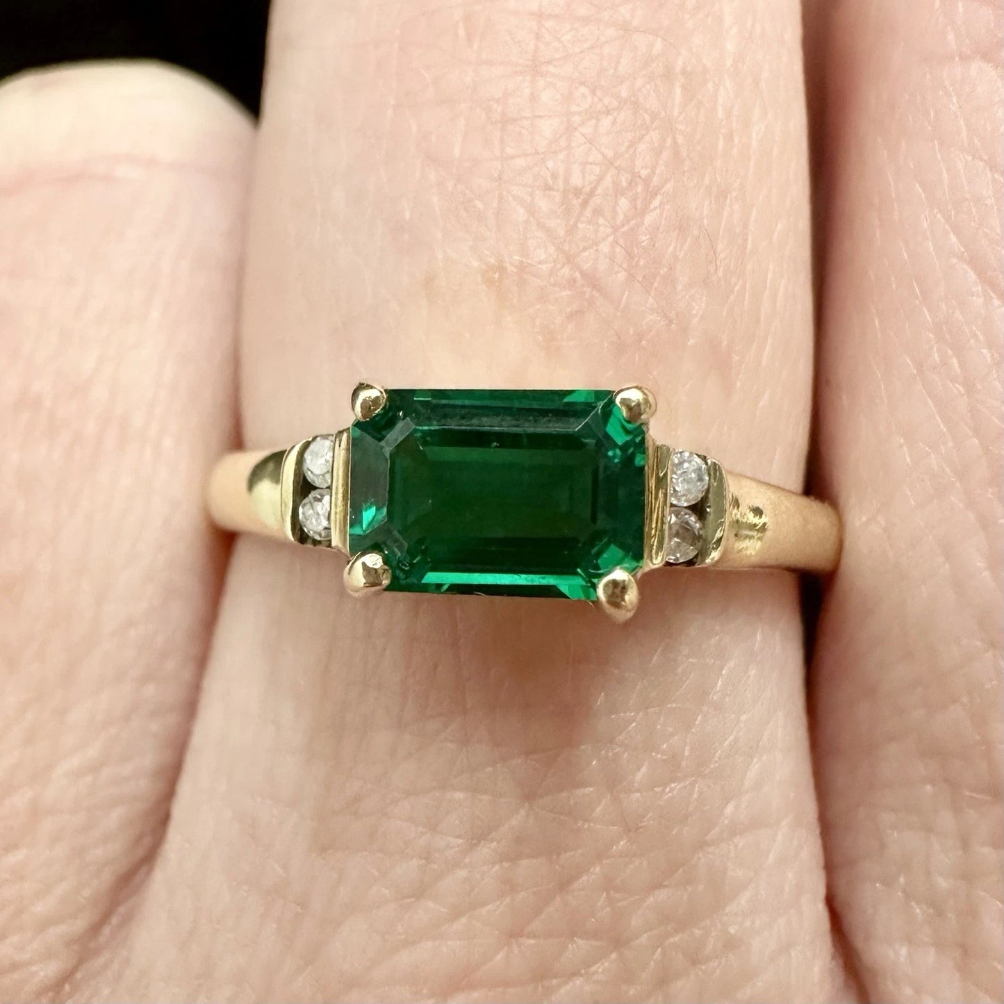 9Ct Yellow Gold Created Emerald & Diamond Accent Ring Sz P 1/2