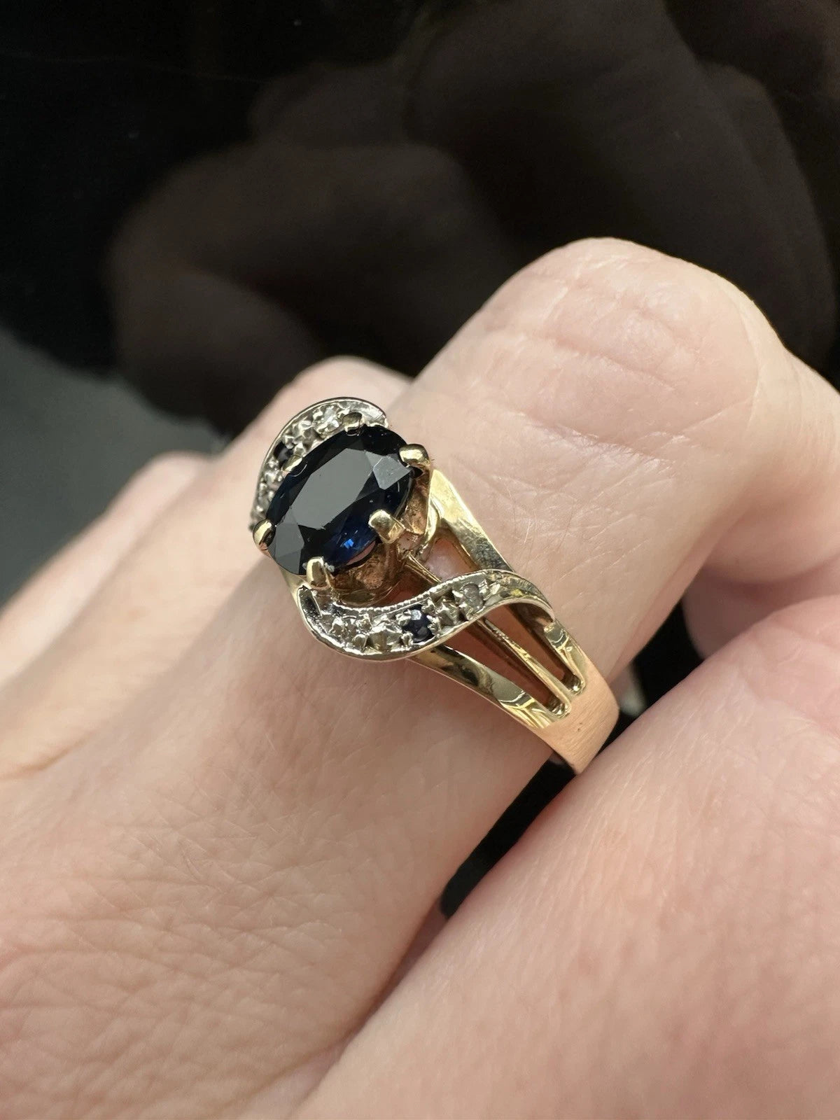 9Ct Yellow Gold Vintage Sapphire & Diamond Ring Sz P 1/2