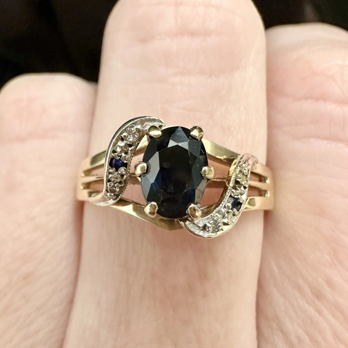 9Ct Yellow Gold Vintage Sapphire & Diamond Ring Sz P 1/2