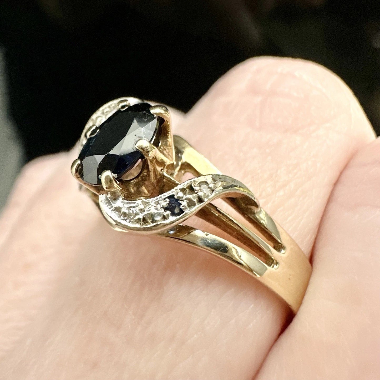9Ct Yellow Gold Vintage Sapphire & Diamond Ring Sz P 1/2