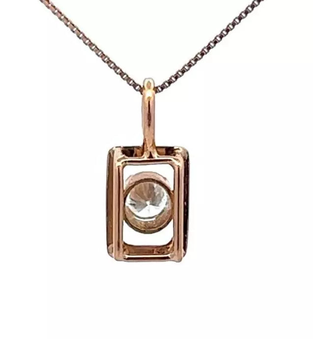18Ct Yellow Gold Solitaire 0.21 Carat TW Diamond Pendant