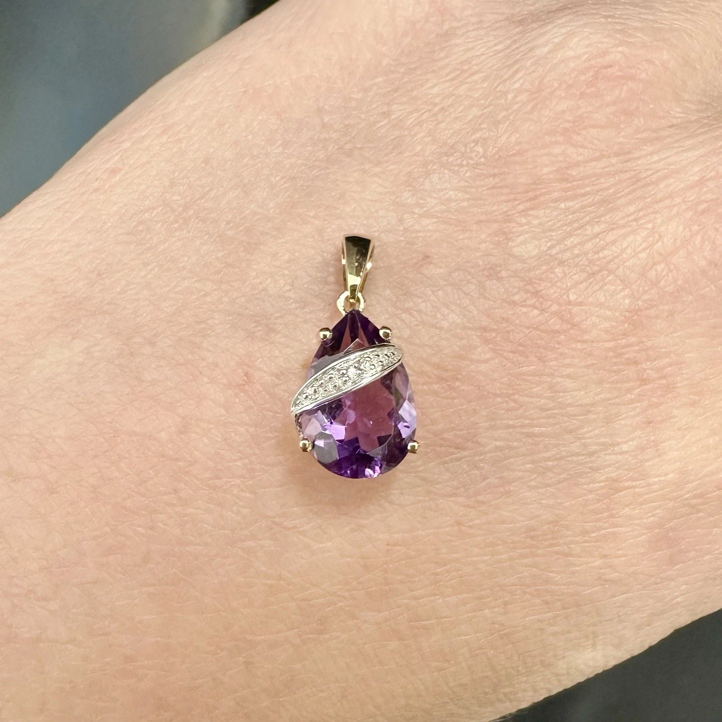9Ct Yellow Gold Pear Shaped Amethyst & Diamond Accent Pendant