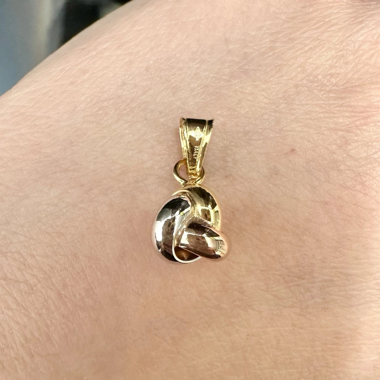 9Ct Tri-Tone Gold Love Knot Pendant