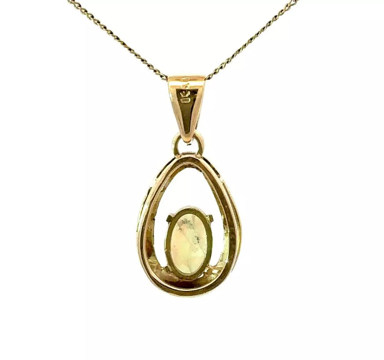 14Ct Yellow Gold Vintage Opal Charm Pendant