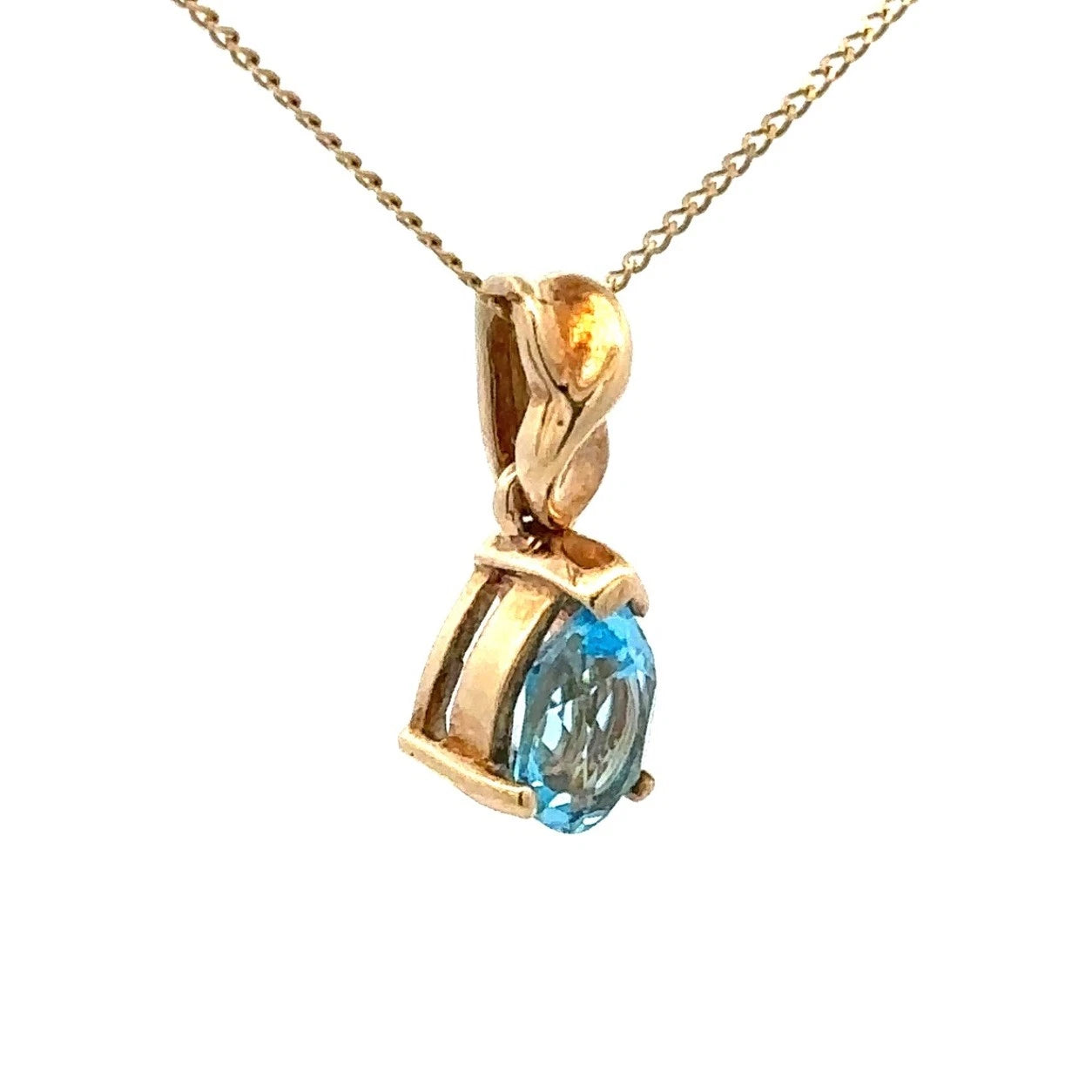 9Ct Yellow Gold Blue Topaz Pendant