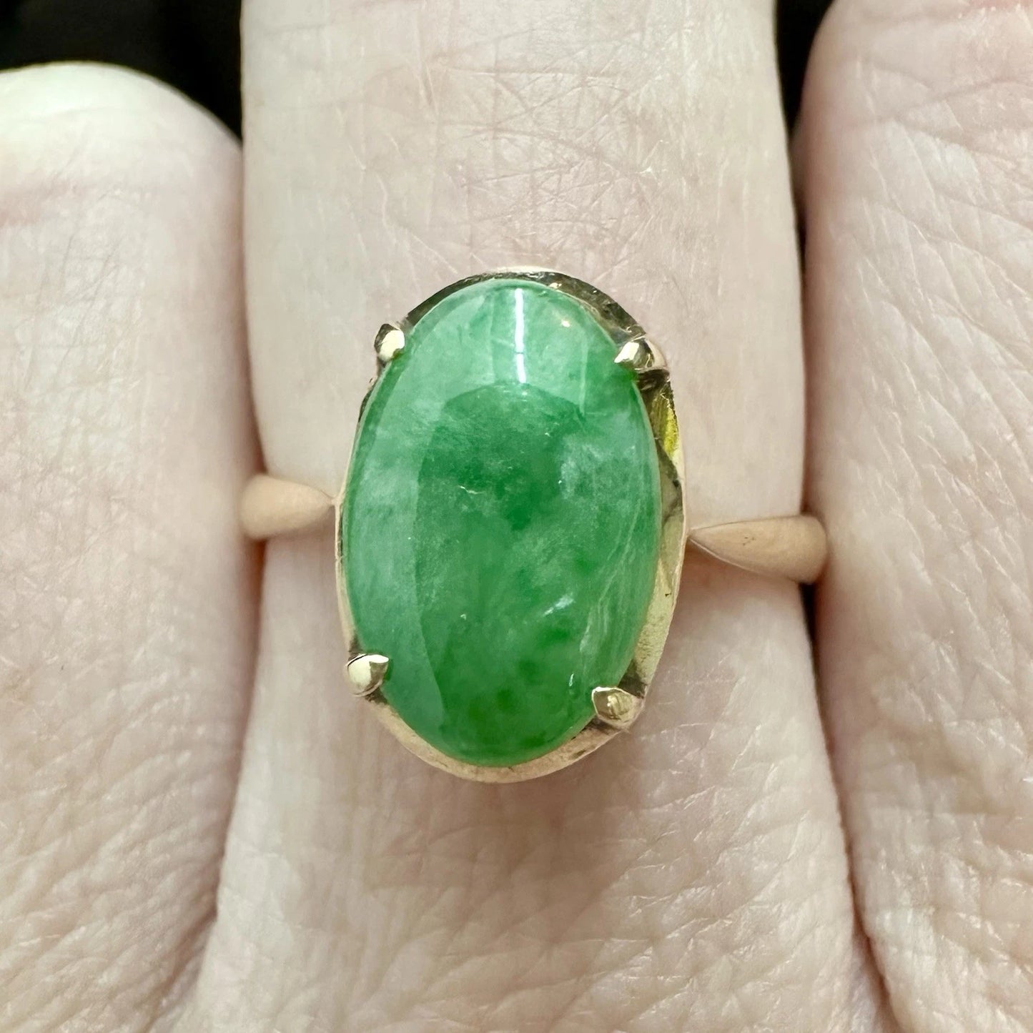 18Ct Yellow Gold Vintage Cabochon Cut Jade Ring Sz O 1/2