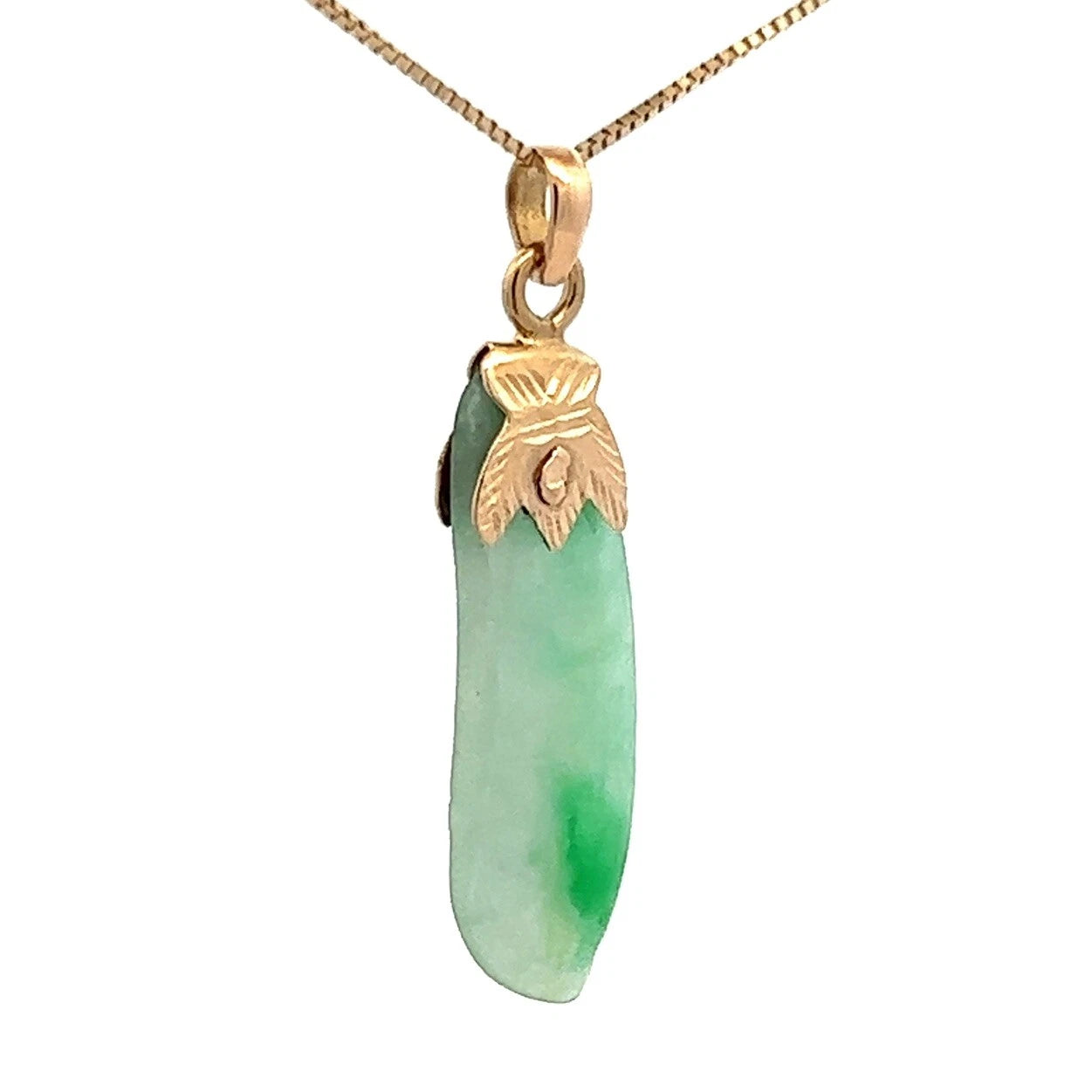 18Ct Yellow Gold Vintage Irregular Jade Pendant