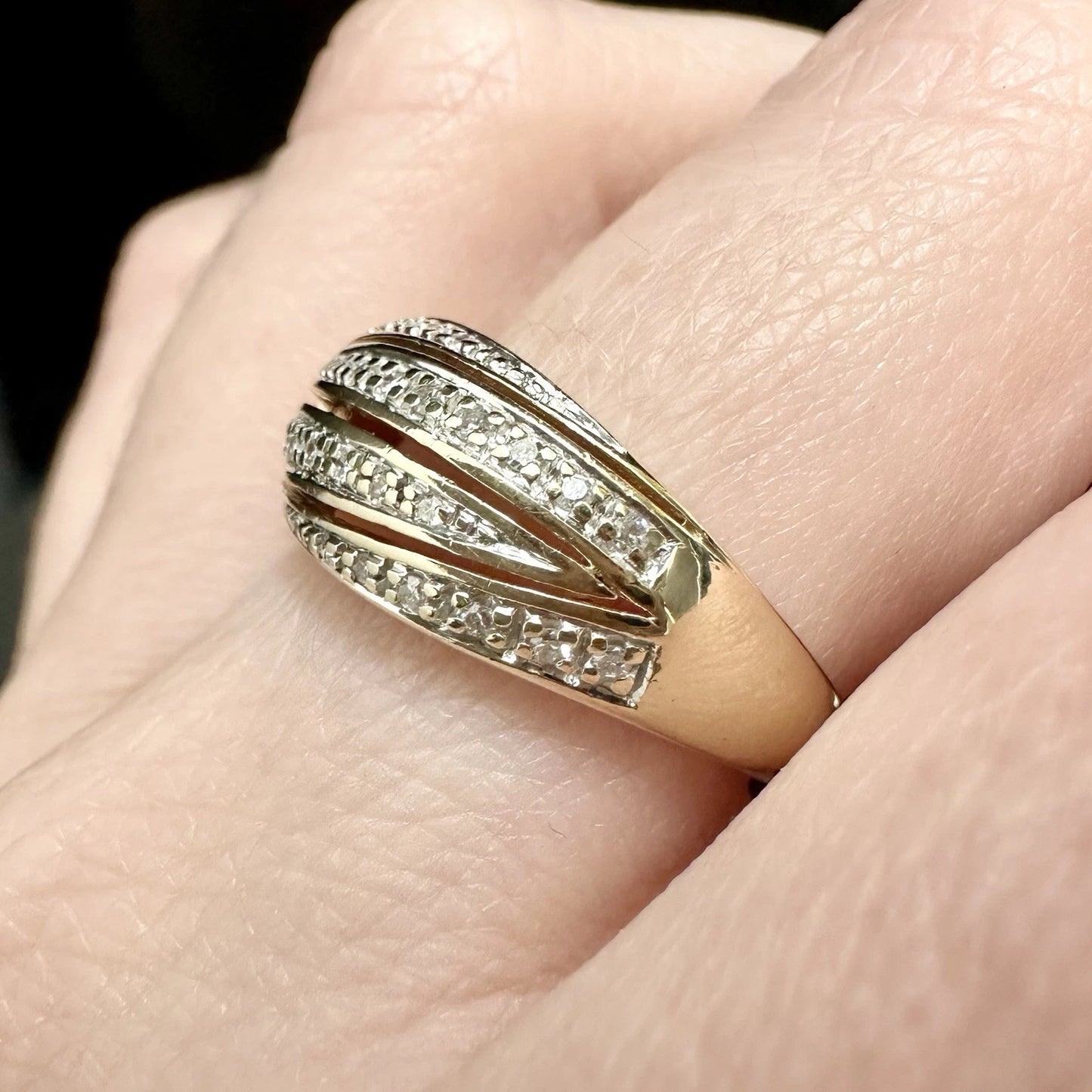 9Ct Yellow Gold .15 Carat TW Diamond Ring Sz P 1/2