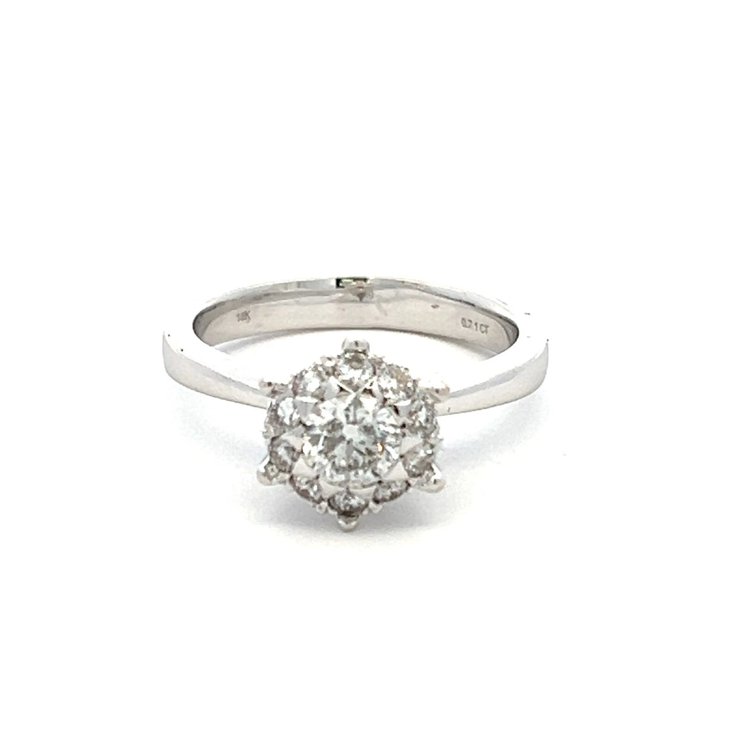 18Ct White Gold Diamond Cluster Ring -0.71 Carat TDW