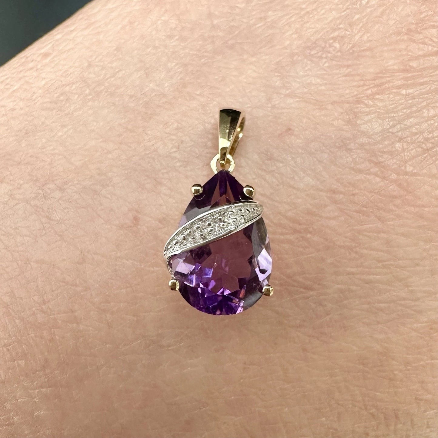 9Ct Yellow Gold Pear Shaped Amethyst & Diamond Accent Pendant
