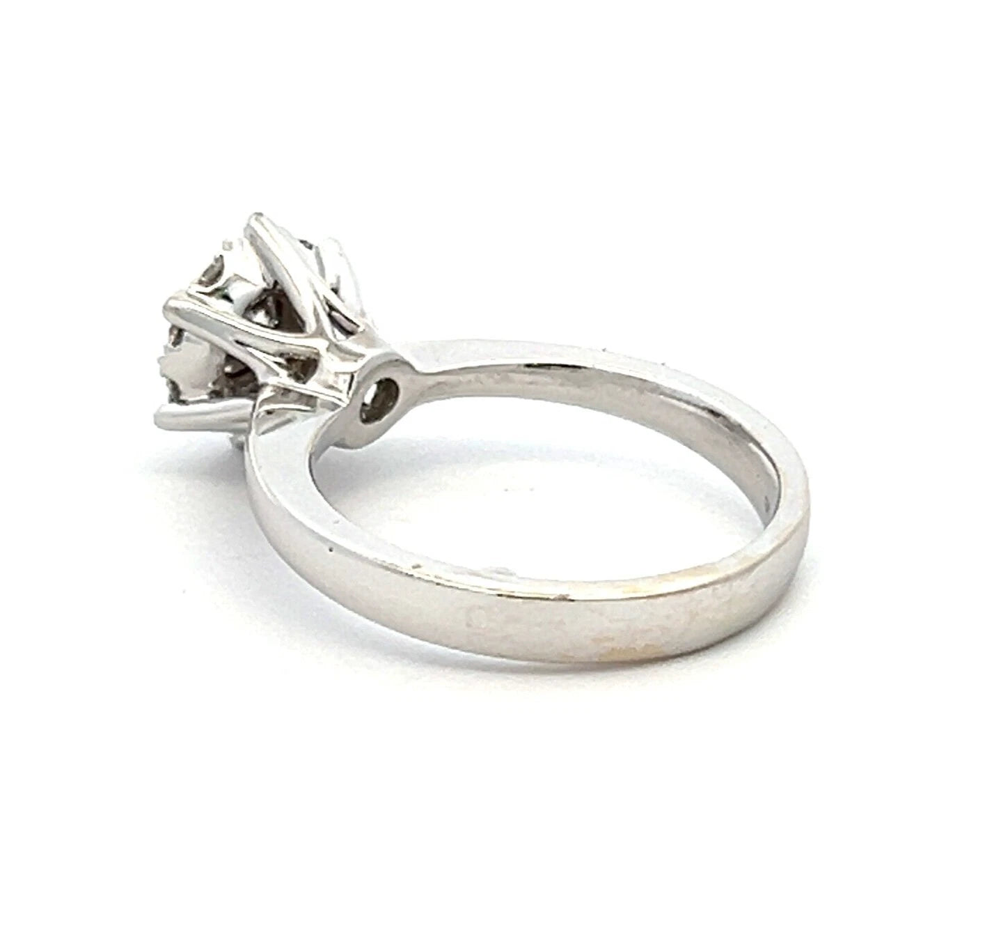 18Ct White Gold Diamond Cluster Ring -0.71 Carat TDW