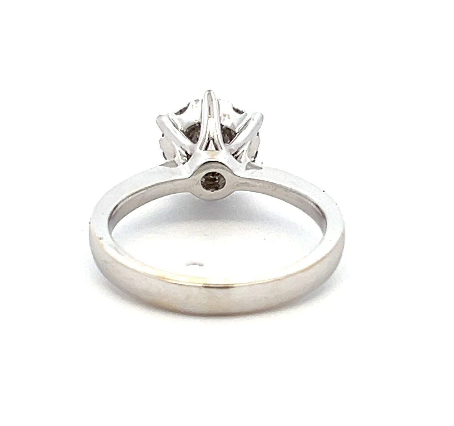 18Ct White Gold Diamond Cluster Ring -0.71 Carat TDW