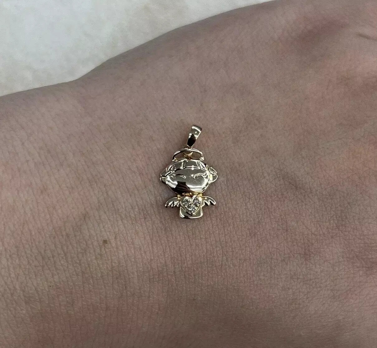 18Ct Yellow Gold .050CT TW Diamond Set Wealth Bao Bao Family Charm Pendant