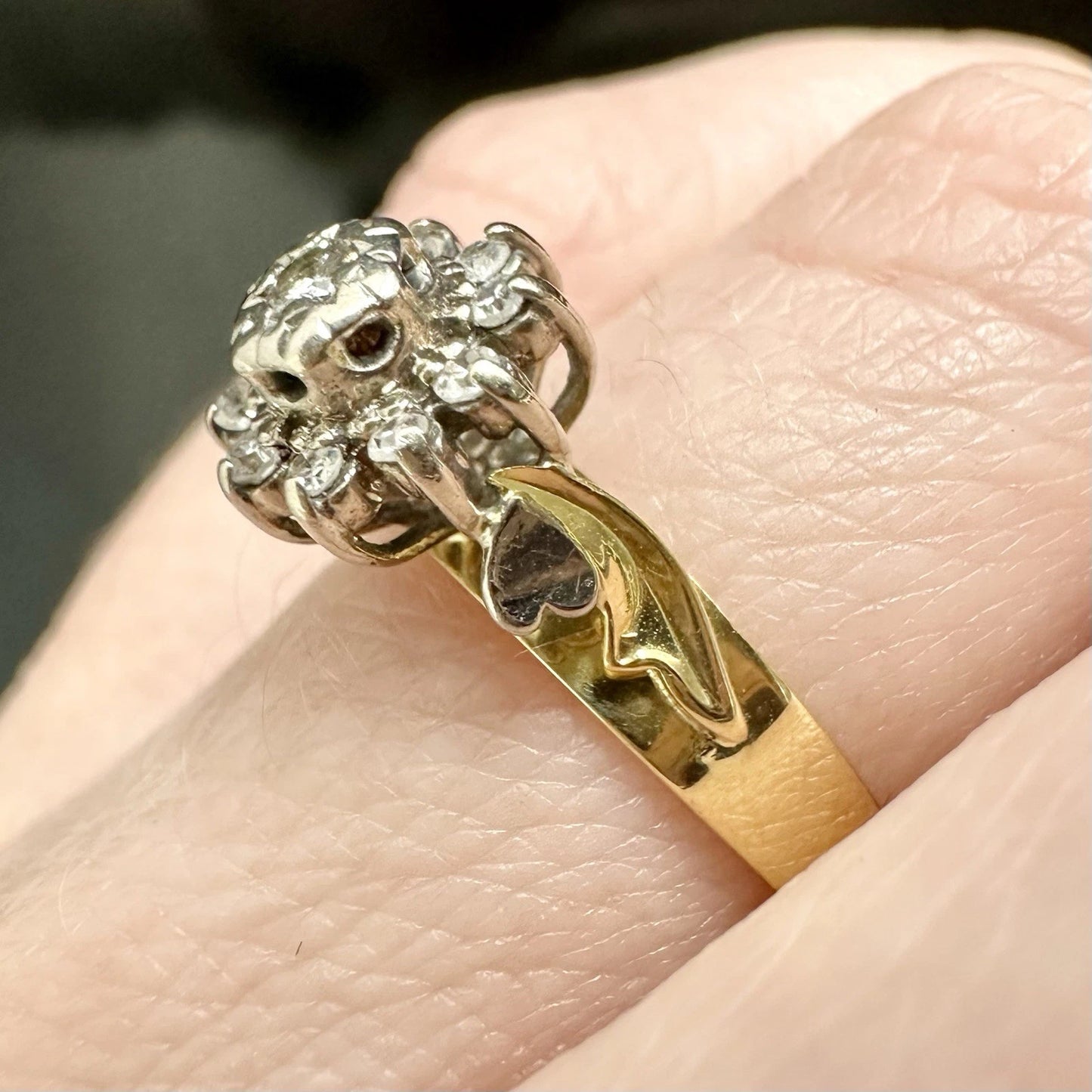 18Ct Two-Toned Gold High-Rise Set Vintage Diamond Ring Sz I 1/2