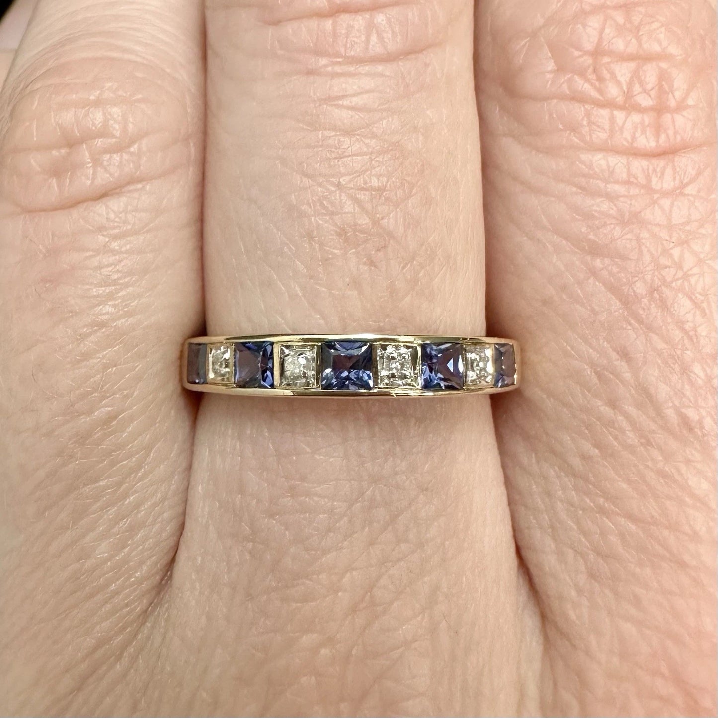 9Ct Yellow Gold Created Ceylon Sapphire & Diamond Band Ring Sz O