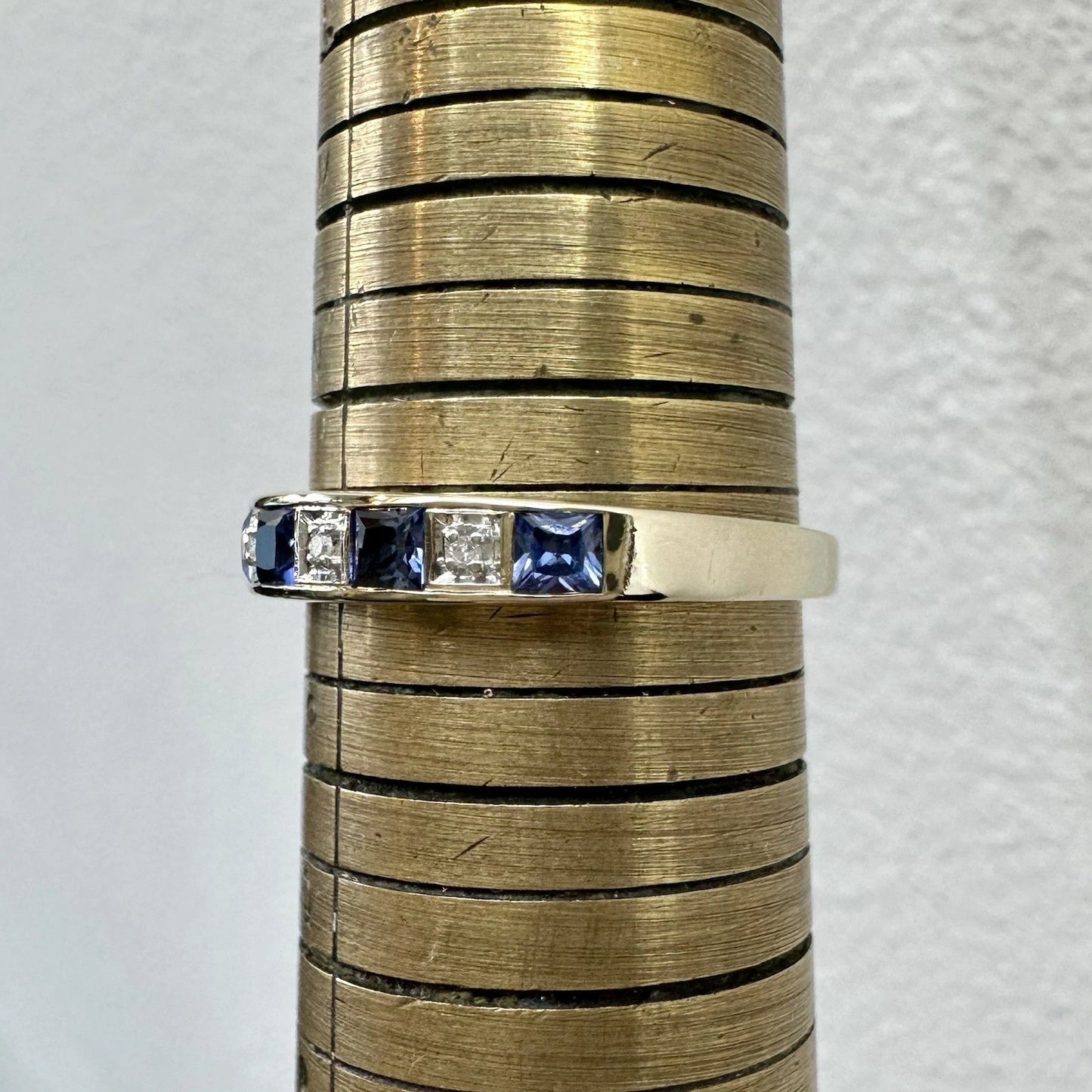 9Ct Yellow Gold Created Ceylon Sapphire & Diamond Band Ring Sz O